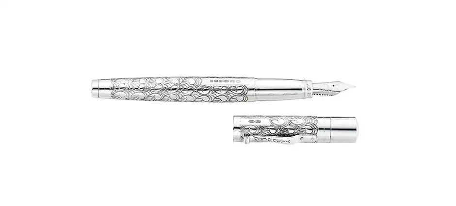 reflective jewellery and glass product photography lighting set-up